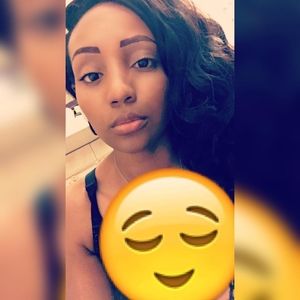 Meet your Posher, Rae'ven